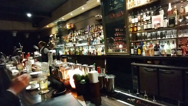 Opinii despre タトゥーラ în 名古屋市 - 飲食業