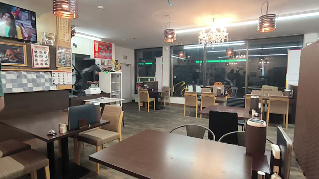 スズキパンジャブ レストラン&カフェ：インドカレー、ビリヤニ、ケバブ - 飲食業