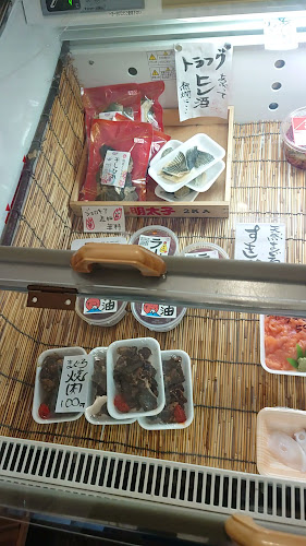 すみれ商店「インスタ、HP見てください」予約はLINEです