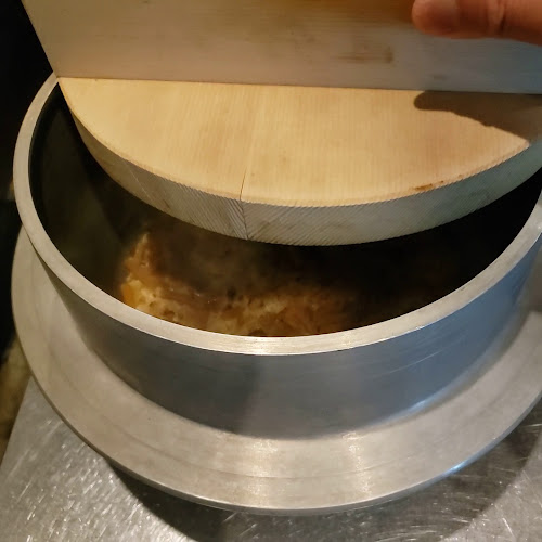 〒830-0045 福岡県久留米市小頭町８−２