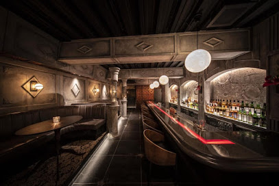 Fauvism Cocktail & Spirits