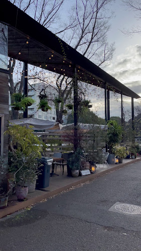 〒154-0013 東京都世田谷区駒沢公園１丁目１−２