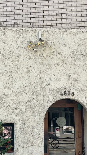 〒550-0013 大阪府大阪市西区新町１丁目３１−３