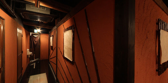 Comentarii opinii despre お箸Bar 火蔵 川崎駅チネチッタ通り店