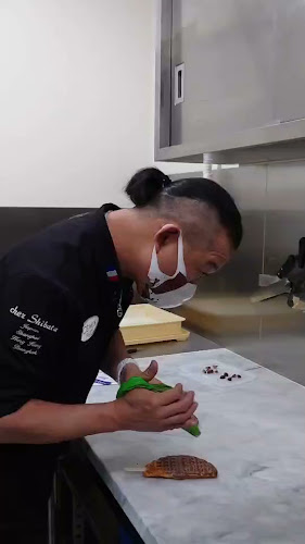 シェ・シバタ エクスプレス - 飲食業