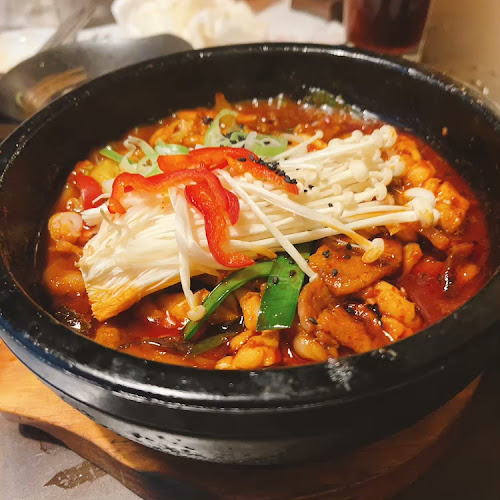 〒464-0074 愛知県名古屋市千種区仲田２丁目１９−１６