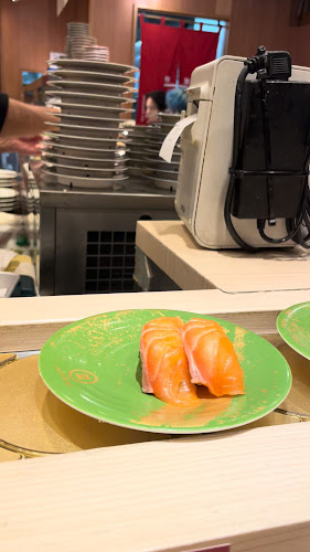 〒248-0006 神奈川県鎌倉市小町１丁目７−１ 鎌倉小町通り商店街