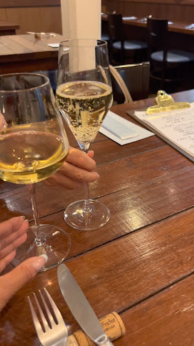 トラットリア バル ブルローネ