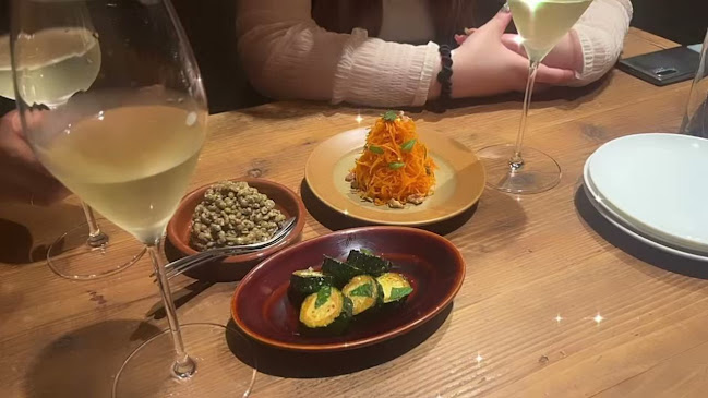 Opinii despre WINE STAND caprino în 神戸市 - 飲食業