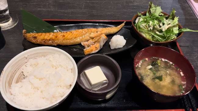 Opinii despre 上野アメ横のひもの屋 în 台東区 - 飲食業