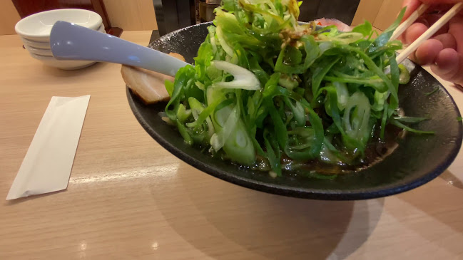 Opinii despre らーめん しおじ în 大阪市 - 飲食業