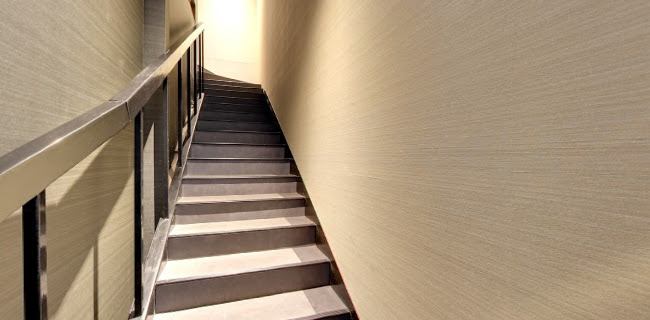 〒436-0093 静岡県掛川市連雀２−２１