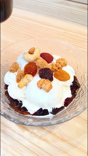 Opinii despre プティタムール în 上越市 - 飲食業