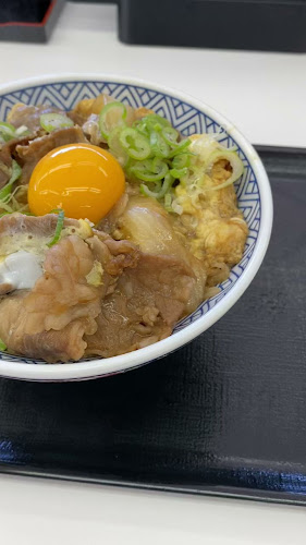 Opinii despre 吉野家 神戸伊川谷店 în 神戸市 - 飲食業