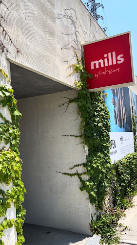 Opinii despre mills by TruffleBAKERY 長野店《ミルズ バイ トリュフベーカリー》 în 長野市 - 飲食業