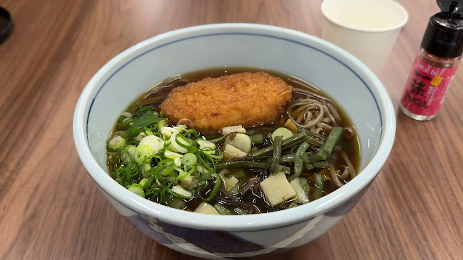 Opinii despre イズーラ修善寺 そば・うどん・軽食コーナー în 伊豆市 - 飲食業