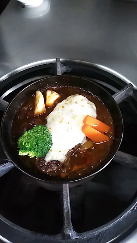 Opinii despre 西洋肉料理 岡 în 松阪市 - 飲食業