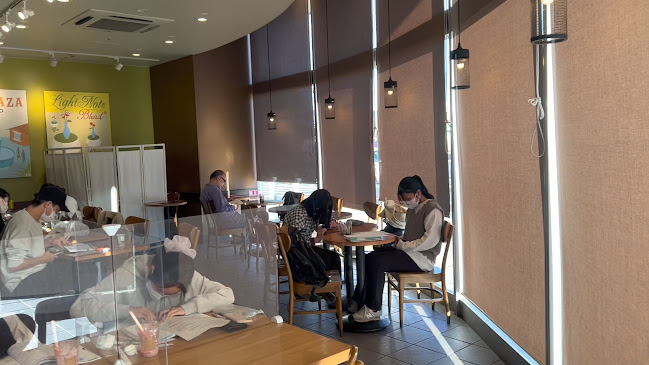 Opinii despre スターバックス コーヒー イオン入間店 în 入間市 - 飲食業