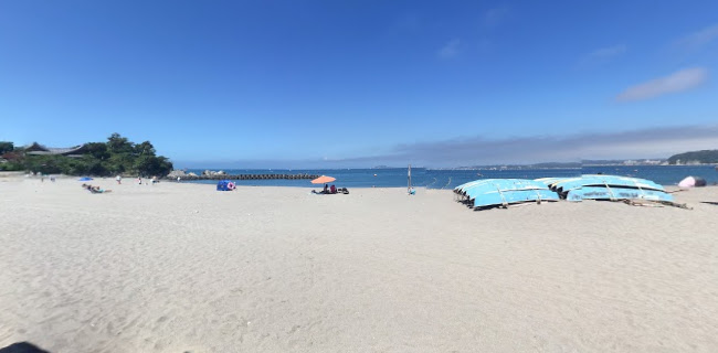 Opinii despre 海の家FLAT în 葉山町 - 飲食業