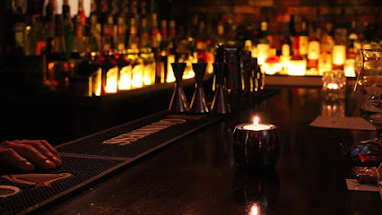 Irish Pub Glass Hopper