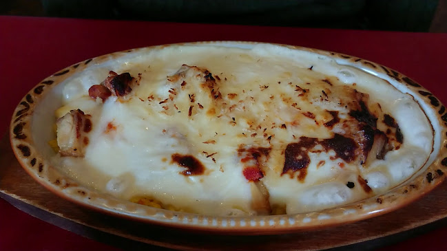 Opinii despre ナヴォーナ în 広島市 - 飲食業