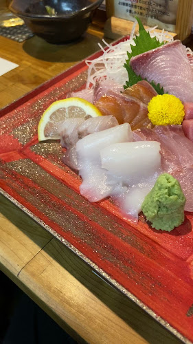 Opinii despre 魚河岸割烹 鮮 în 名古屋市 - 飲食業