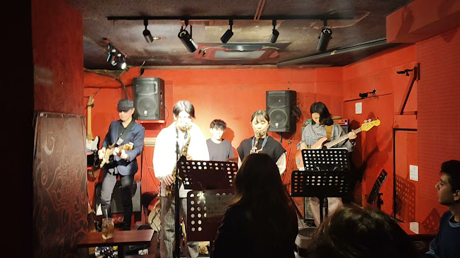 Opinii despre music bar rpm în 世田谷区 - 飲食業