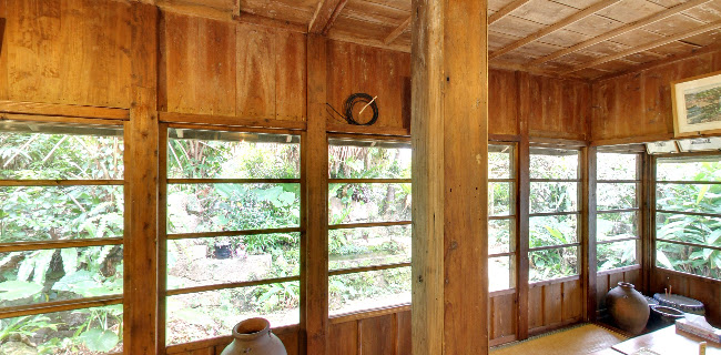 〒903-0801 沖縄県那覇市首里末吉町２丁目１２４−２