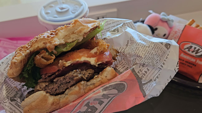 Opinii despre A&W イーアス沖縄豊崎店 în 豊見城市 - 飲食業