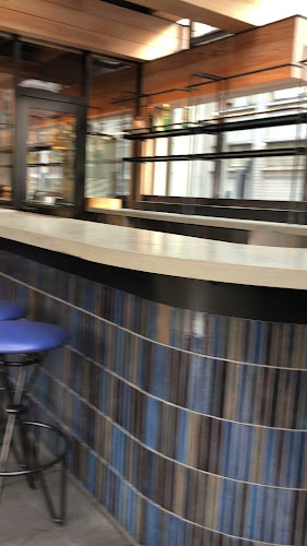 Opinii despre MR. MAURICE’S ITALIAN & Rooftop Bar（ミスター・モーリスズ・イタリアン&ルーフトップバー） în 京都市 - 飲食業