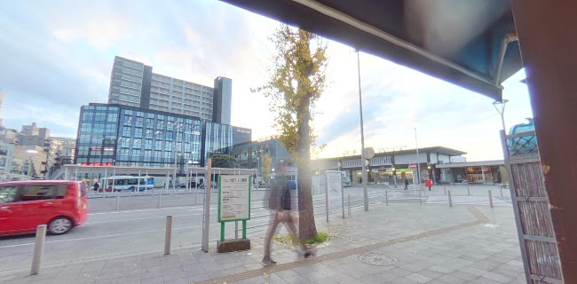 跳ね馬 - 飲食業