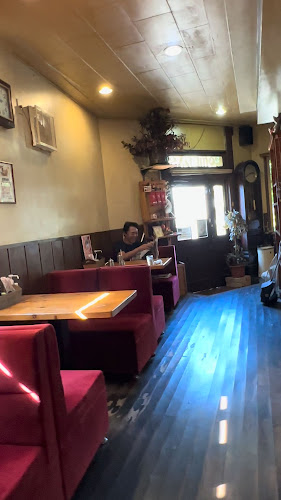 Opinii despre コメダ珈琲店 東郊通店 în 名古屋市 - 飲食業