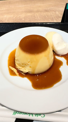 Opinii despre カフェモロゾフ 神戸ハーバーランドumie店 în 神戸市 - 飲食業