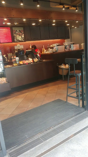 Comentarii opinii despre スターバックス コーヒー 日本橋スルガビル店