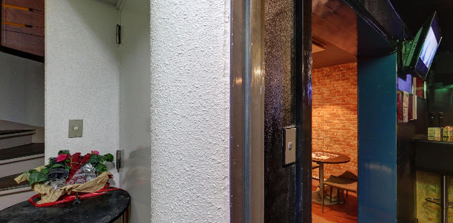 フルーツカクテル飲み放題専門店ホワイトスノウ - 飲食業