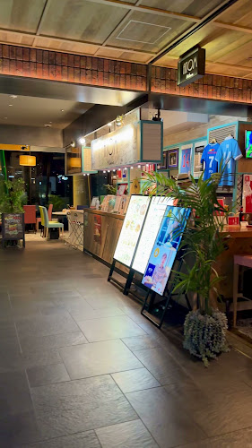 Opinii despre カフェバー L’ATELIER et Brasserie ATOM Milano（アトリエ･ブラッスリー･アトムミラノ）銀座 în 中央区 - 飲食業