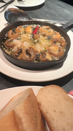 Opinii despre アモーレ木屋町 în 京都市 - 飲食業