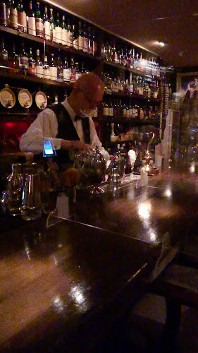 Opinii despre アフターバー石垣 în 三島市 - 飲食業