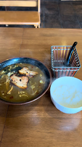 Opinii despre らーめん カレー ぱんだ în 函館市 - 飲食業