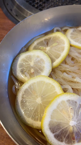 焼肉南幸苑 - 飲食業