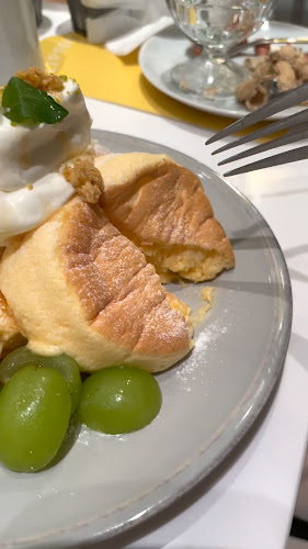 〒530-0017 大阪府大阪市北区角田町３−２５ 梅田エスト １Ｆ