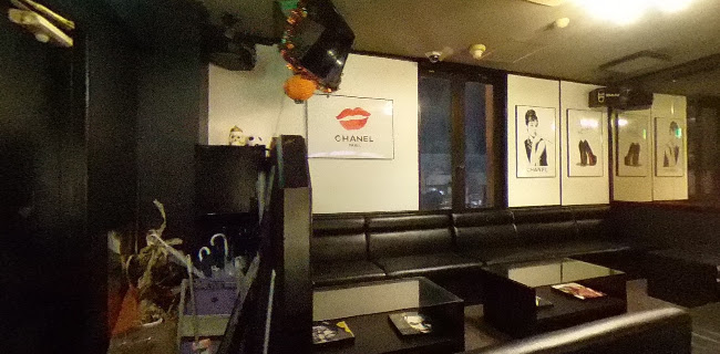 オーバー PUBLIC Bar Over