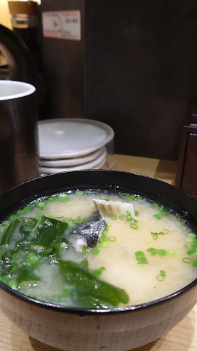 〒542-0076 大阪府大阪市中央区難波４丁目1−１７ 近鉄 大阪難波駅 改札内