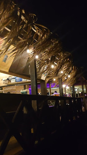 Opinii despre タイ村 海の家 由比ガ浜 în 鎌倉市 - 飲食業