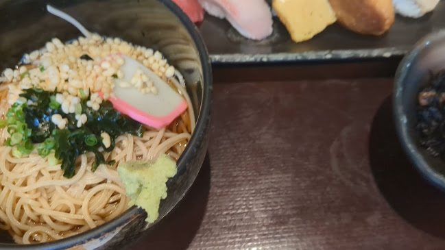 Opinii despre 寿司居酒屋 日本海 海の華 în 品川区 - 飲食業