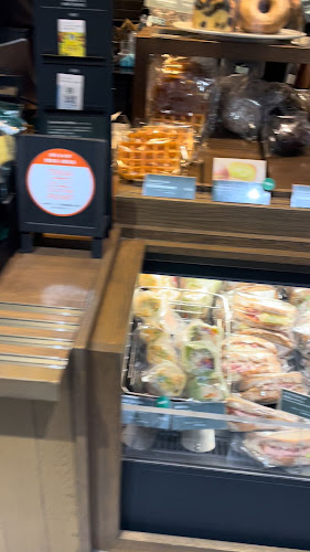 〒103-0028 東京都中央区八重洲１丁目７−２０ 八重洲口会館 JR-PLUS関東支社