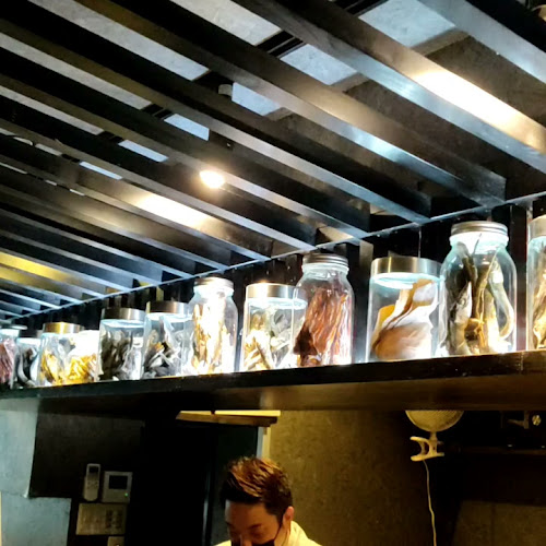 Opinii despre 鶏Soba 座銀 にぼし店 în 大阪市 - 飲食業