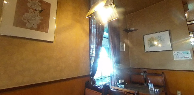 Comentarii opinii despre カフェテラス 薔薇都