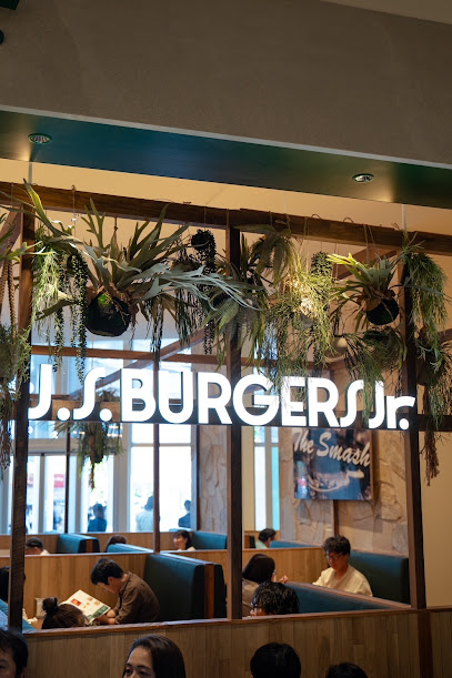 J.S. BURGERS Jr. 越谷レイクタウン店