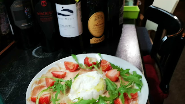 Opinii despre Lumino Carino（ルミーノカリーノ） în 新居浜市 - 飲食業